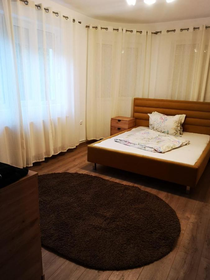 Sîngeorgiu de Mureş Apartamente Bobo מראה חיצוני תמונה