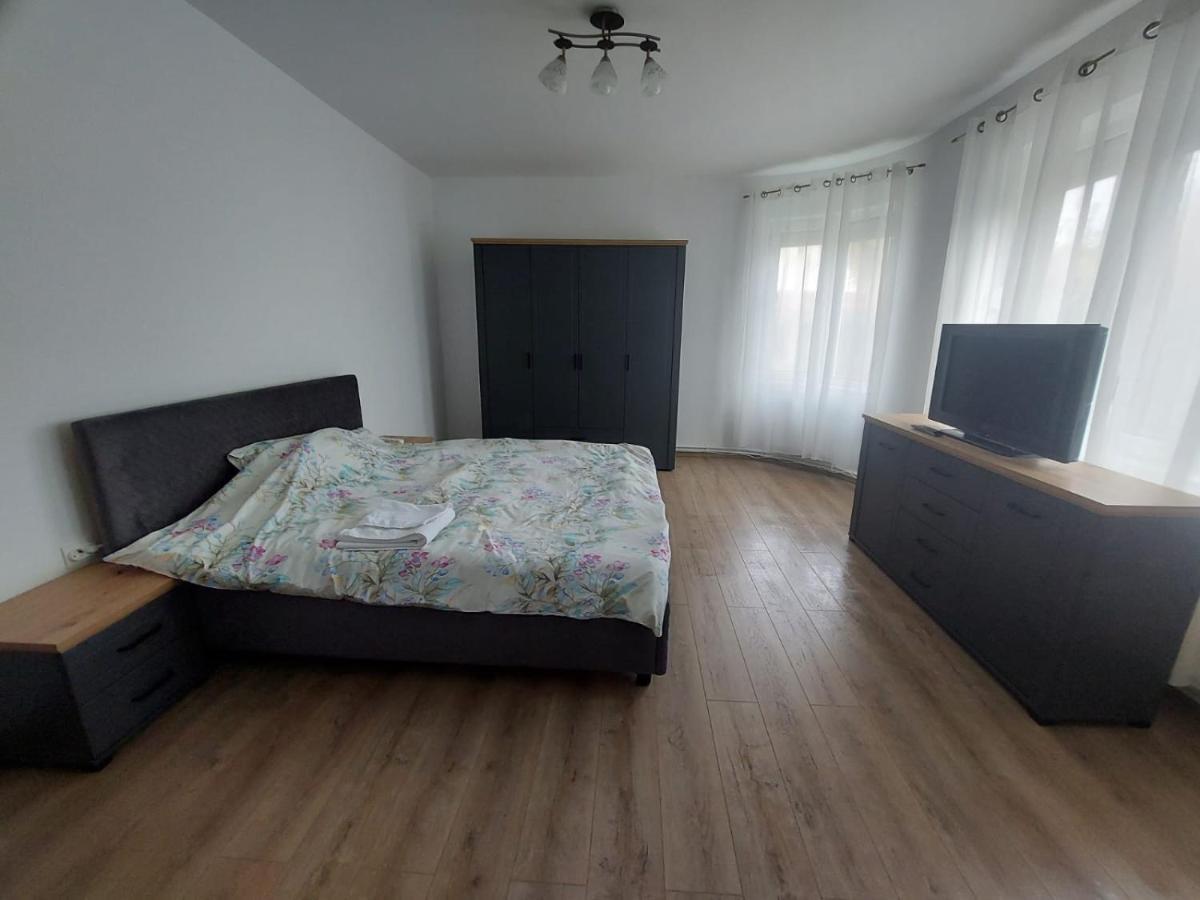 Sîngeorgiu de Mureş Apartamente Bobo מראה חיצוני תמונה