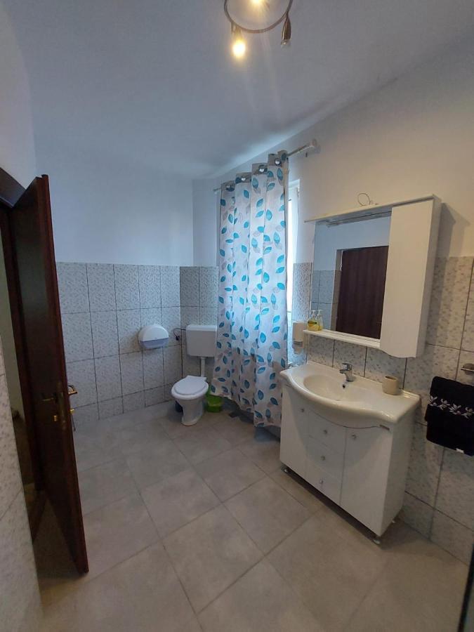 Sîngeorgiu de Mureş Apartamente Bobo מראה חיצוני תמונה