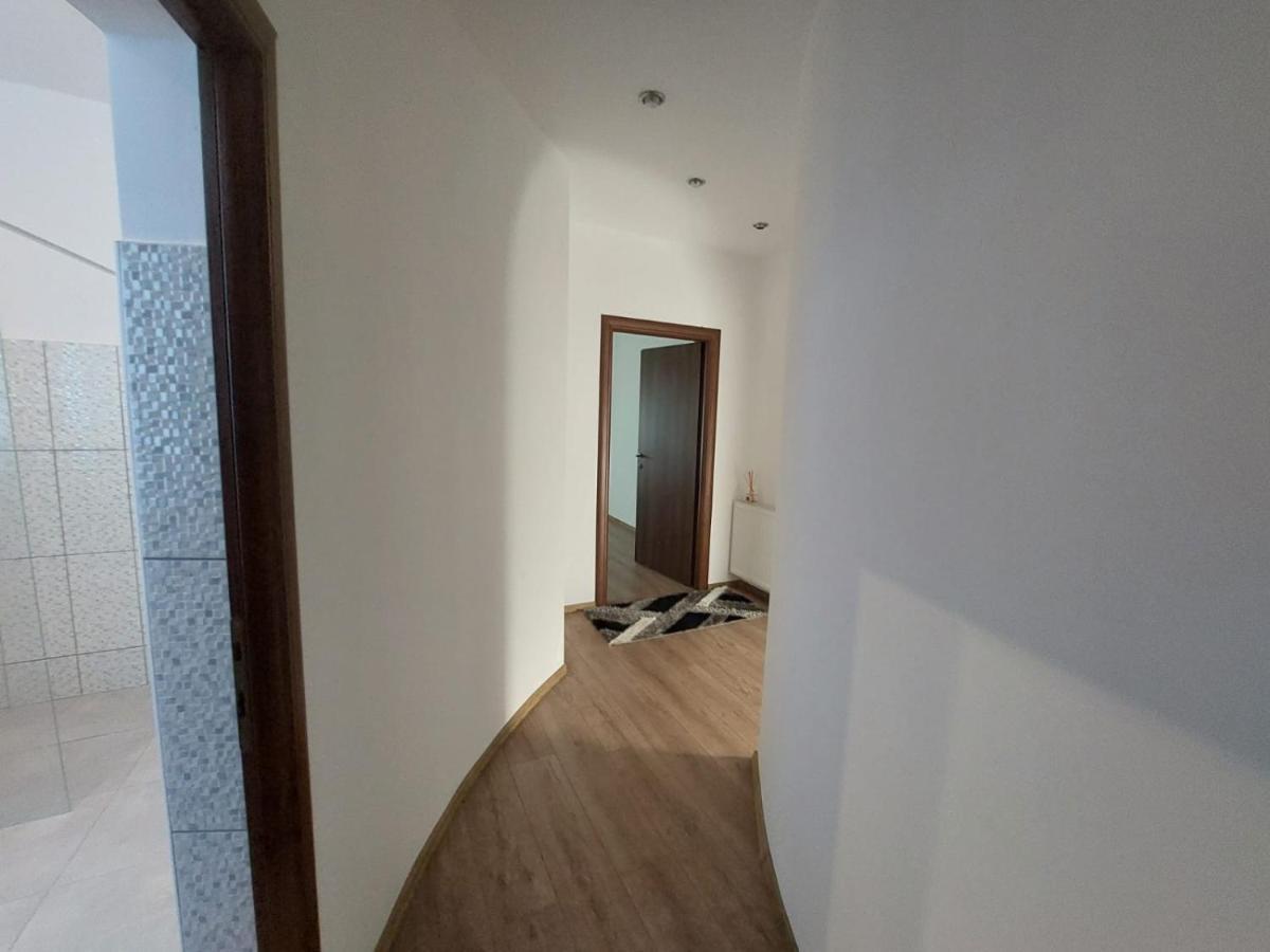 Sîngeorgiu de Mureş Apartamente Bobo מראה חיצוני תמונה
